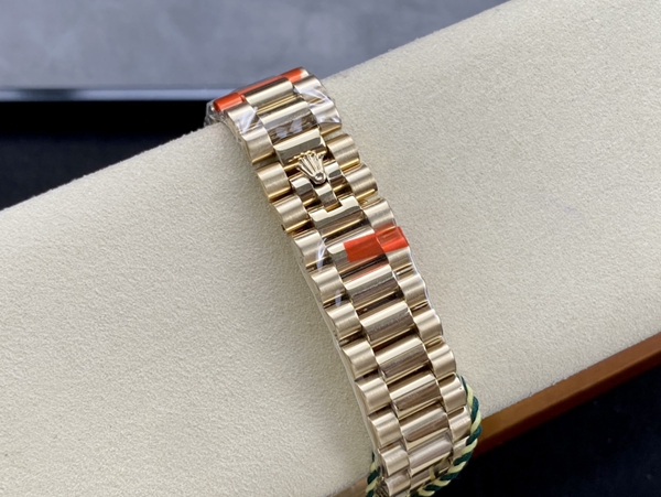 激安ロレックス着用イメージ